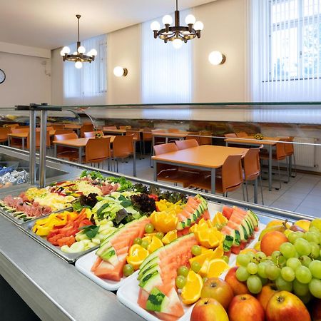 Masarykova Kolej Hotel Praga Exterior foto